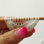 tutorial on how to start knitting triangle shawl with cable trim edging (8)