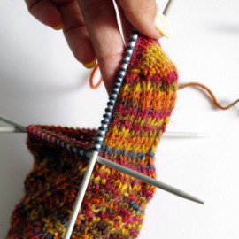 Socks with diagonal ribbing - Knitting Blog Pattern Duchess