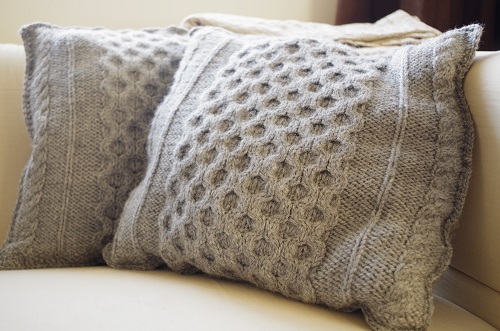Knitted pillows