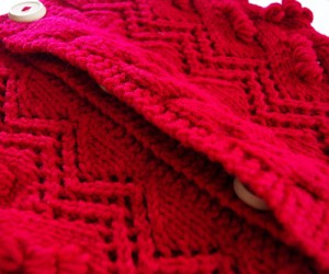 Knit cowl pattern on straight needles - Knitting Blog Pattern Duchess