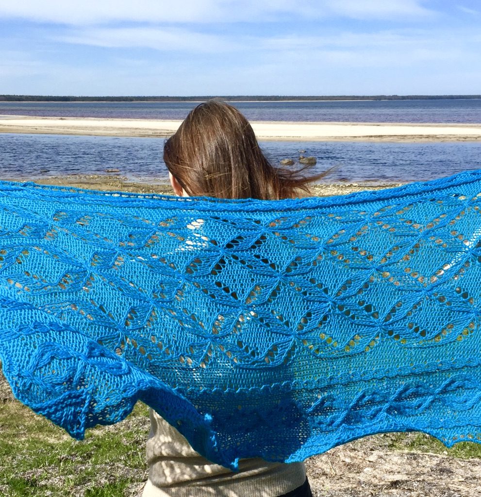 knitting pattern for a lace shawl