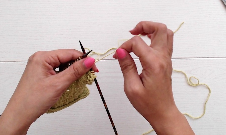Knitting 101: How to join new yarn5