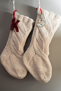 calza di Natale a maglia con cavi